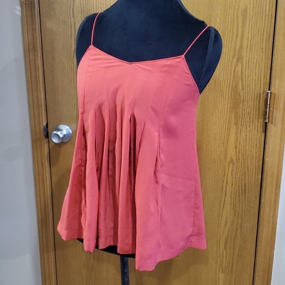 Madewell lightweight flowing spaghetti strap dusty red top